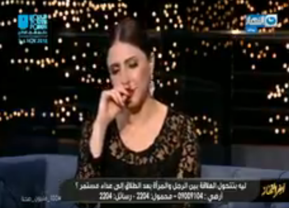 إعلامية تبكي على الهواء بسبب سيدة تبرعت بجزء من الكبد لطليقها 1 إعلامية تبكي على الهواء بسبب سيدة تبرعت بجزء من الكبد