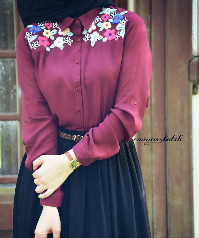 جيبات موضة شتاء 2019 للمحجبات 14 جيبة زرقاء موضة 2019