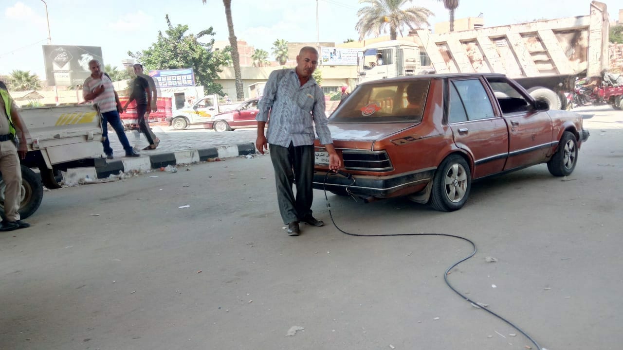 حملات مفاجئة لفحص عوادم المركبات بالشرقية 6 حملات مفاجئة لفحص عوادم المركبات بالشرقية