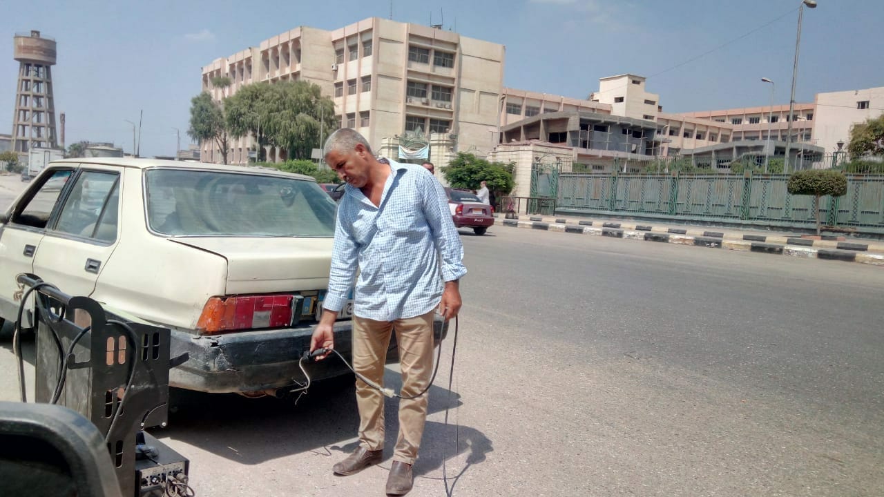 حملات مفاجئة لفحص عوادم المركبات بالشرقية 1 حملات مفاجئة لفحص عوادم المركبات بالشرقية