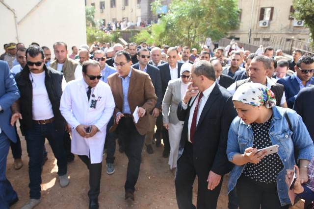 الوزراء يطمئن على مرضى الغسيل الكلوي في مستشفى ههيا 3
