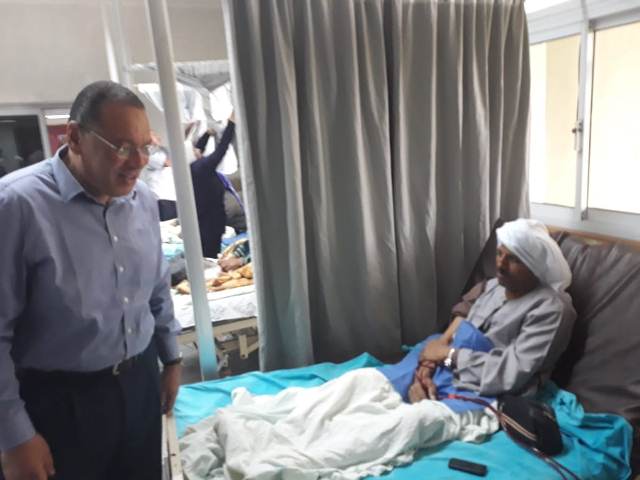 محافظ الشرقية: ملف الصحة على قائمة منظومة العمل 4 زيارة محافظ الشرقية لمستشفي العاشر من رمضان