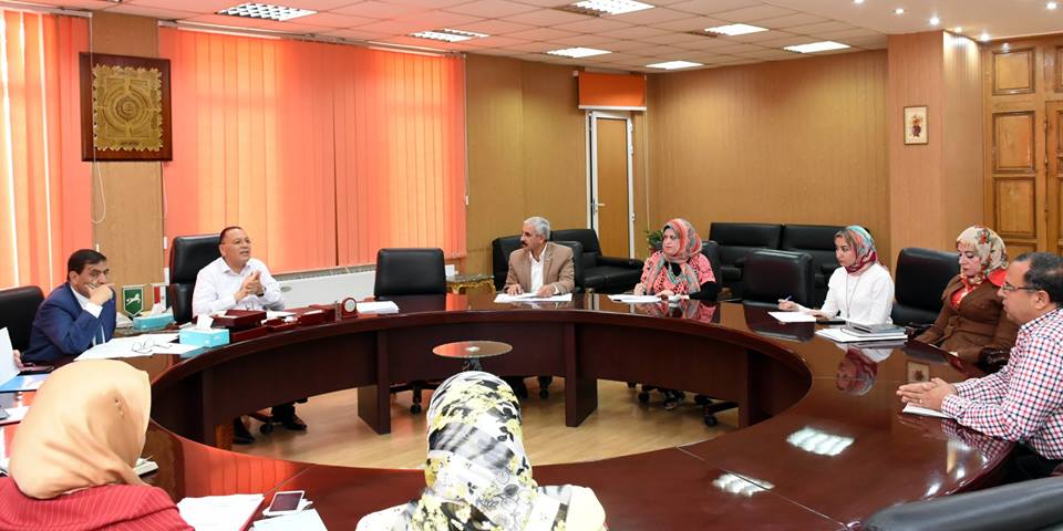 محافظ الشرقية يوجه بتوفير سكن لأسرة طفلة تعاني من ضمور في النخاع 1 2