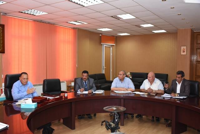 محافظ الشرقية يعقد اجتماعًا مع رؤساء المدن الجدد بعد إجراء حركة تنقلات محدودة 3 الشرقية يعقد اجتماعًا مع رؤساء المدن الجدد بعد إجراء حركة تنقلات محدودة