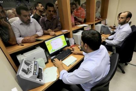 أسعار الفائدة على الشهادات متغيرة العائد في 10 بنوك 1 أسعار الفائدة على الشهادات متغيرة العائد في 10 بنوك