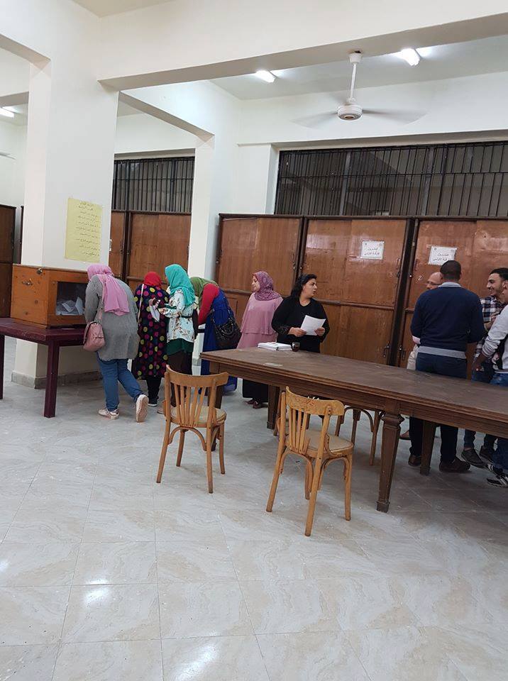 بدأ التصويت في انتخابات اتحادات الطلاب بكليتي تمريض وطب الزقازيق 2 انتخابات اتحاد الطلاب