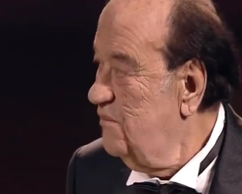 هكذا علق حسن حسني على تكريمه بمهرجان القاهرة السينمائي 2 حسن حسني على تكريمه بمهرجان القاهرة السينمائي