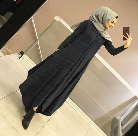 فساتين كاجوال للمحجبات موضة شتاء 2019 10 فستان للمحجبات موضة شتاء 2019فستان للمحجبات موضة شتاء 2019