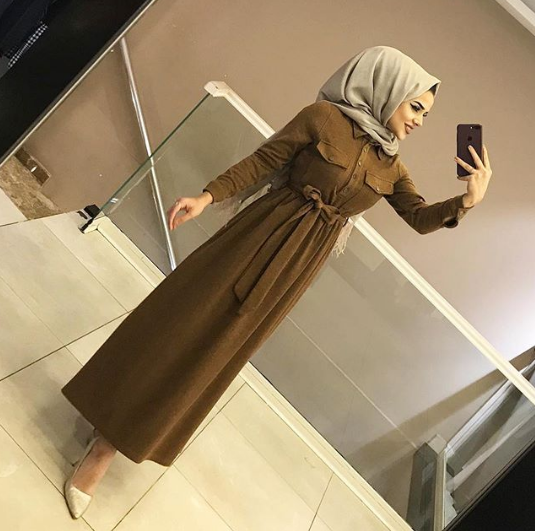 فساتين كاجوال للمحجبات موضة شتاء 2019 12 فستان محجبات موضة شتاء 2019