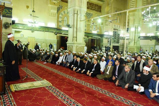 محافظ الشرقية يشهد احتفالية الأوقاف بالمولد النبوي بمسجد الفتح بالزقازيق 2 محافظ الشرقية يشهد احتفالية الأوقاف بالمولد النبوي بمسجد الفتح بالزقازيق