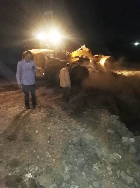 محافظ الشرقية يوقف بناء منزل بفاقوس بعد رسالة على واتس آب 1 محافظ الشرقية يوقف بناء منزل مخالف على أرض زراعية بفاقوس