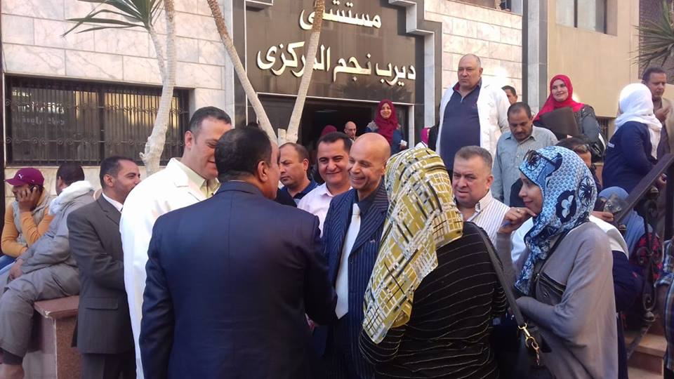 وكيل صحة الشرقية يتابع تشغيل الوحدة القديمة للغسيل الكلوي بديرب نجم 1 وكيل صحة الشرقية يتابع تشغيل الوحدة القديمة للغسيل الكلوي بديرب نجم