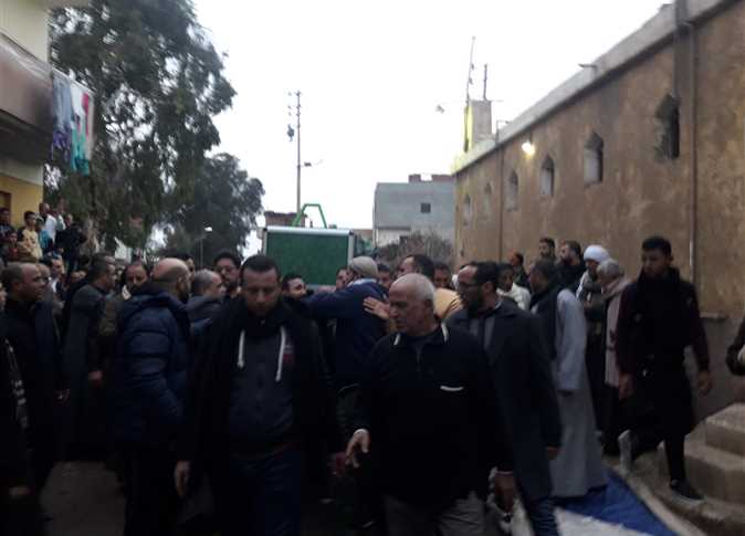 جنازة شعبية بالشرقية للمعلق الرياضي محمد السباعي 3 جنازة شعبية بالشرقية للمعلق الرياضي محمد السباعي
