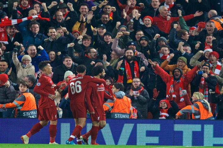 عمرو أديب يكشف سر نظرة محمد صلاح بعد هدف نابولي 1 عمرو أديب يكشف سر نظرة محمد صلاح بعد هدف نابولي