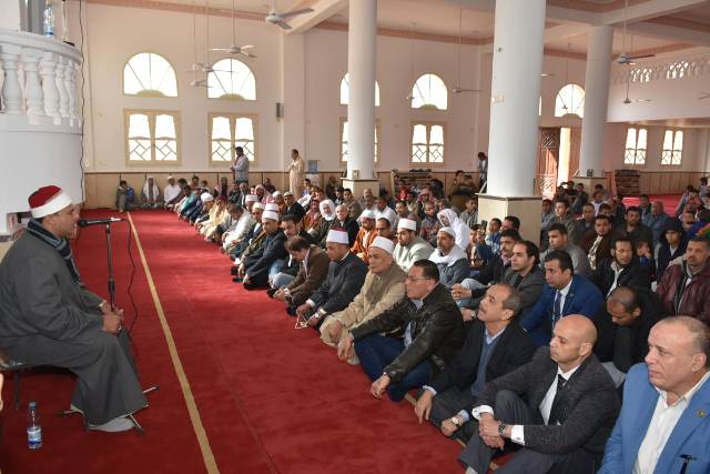 محافظ الشرقية يفتتح مسجد المدينة المنورة بالعاشر من رمضان 4 الشرقية يفتتح مسجد المدينة المنورة بالعاشر من رمضان