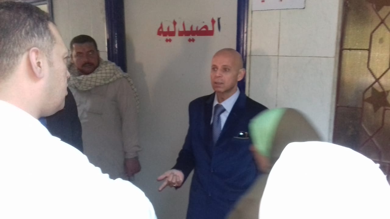 وكيل وزارة الصحة بالشرقية يفاجئ مستشفي ديرب نجم 2 وكيل وزارة الصحة بالشرقية يفاجئ مستشفي ديرب نجم