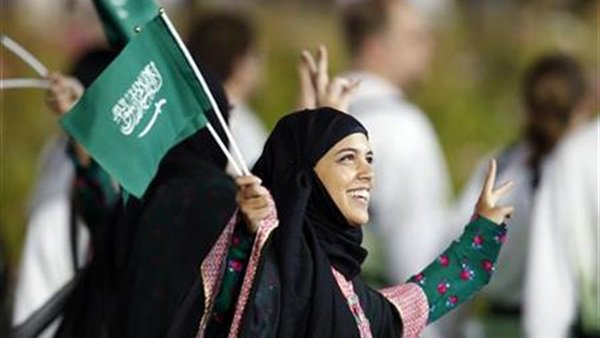 السعودية تتخذ قرارات جديدة بشأن تنظيم عمل المرأة 1 السعودية تتخذ قرارات جديدة بشأن تنظيم عمل المرأة