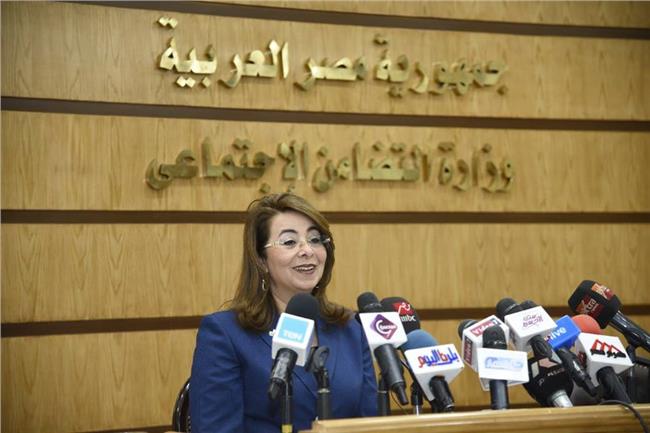زيادة رسوم تذاكر السكة الحديد ورسائل البريد والسينما والملاهي لصالح التضامن 1 والى وزيرة التضامن الاجتماعي