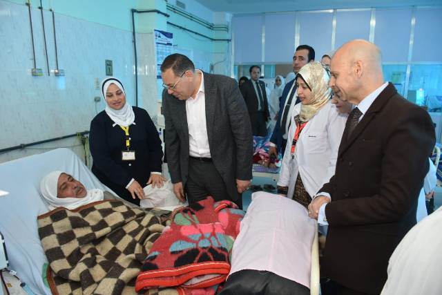 محافظ الشرقية يتفقد مستشفى الصالحية الجديدة المركزي 2 محافظ الشرقية يتفقد مستشفى الصالحية الجديدة المركزي