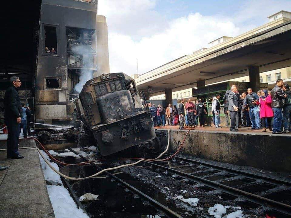 رفع الجرار المتسبب بحادث محطة مصر وترميم المباني المتضررة 1 قطار محطة مصر
