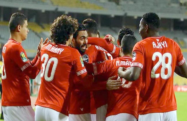 الأهلي يتساوى مع بيراميدز بعد الفوز على الداخلية ويلاحق الزمالك 1 الأهلي يتساوى مع بيراميدز بعد الفوز على الداخلية