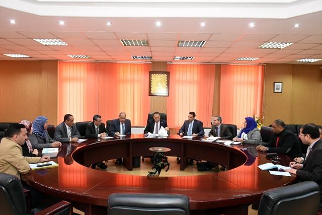 المحافظ يستقبل وفدًا من جمعية مستثمري العاشر من رمضان 1 المحافظ يستقبل وفدًا من جمعية مستثمري العاشر من رمضان لإنشاء مدارس التعليم الفني المزدوج