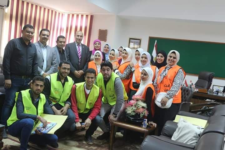 مبادرة «أنت أقوى من المخدرات» بتجارة الزقازيق 1 مبادرة «أنت أقوى من المخدرات» بكلية التجارة جامعة الزقازيق