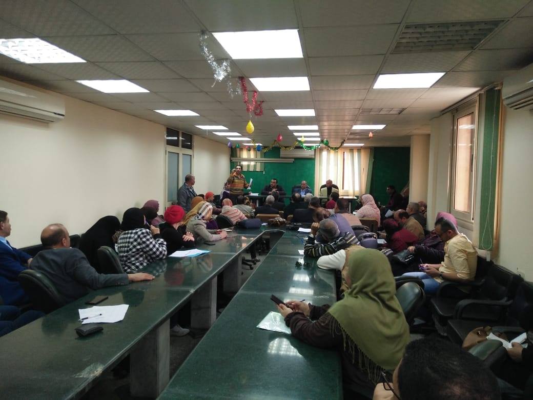 وكيل صحة الشرقية يناقش حملة للتوعية بالسمنة والقزامة 1 وكيل صحة الشرقية يناقش حملة للتوعية بالسمنة والقزامة