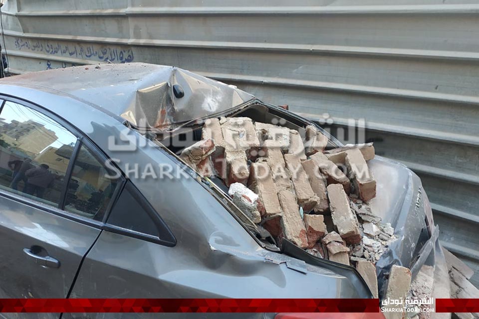 الأضرار الأولى لانفجار شقة بالزقازيق.. تلف سيارات وتصدع مباني مجاورة 6 الأضرار الأولى لانفجار شقة بالزقازيق