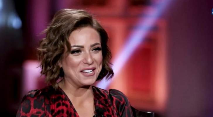 تعليق مضحك من ريم البارودي على انفصال أحمد سعد وسمية الخشاب 1 تعليق ريم البارودي على انفصال أحمد سعد وسمية الخشاب