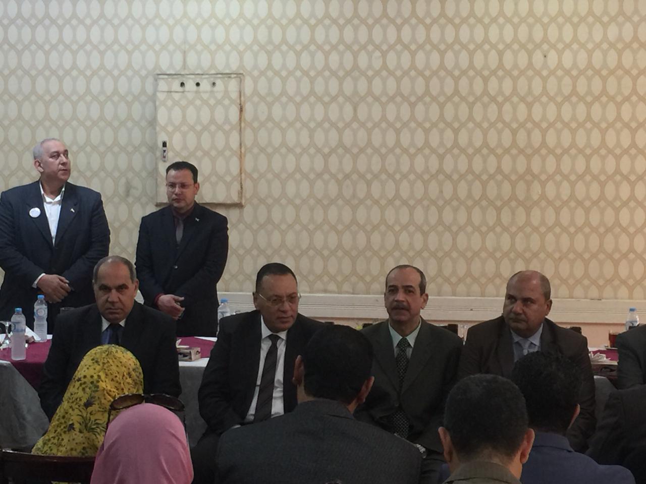 حفل إفطار جماعي يجمع محافظ الشرقية وقيادات مركز الزقازيق 1 حفل إفطار جماعي يجمع محافظ الشرقية وقيادات مركز الزقازيق