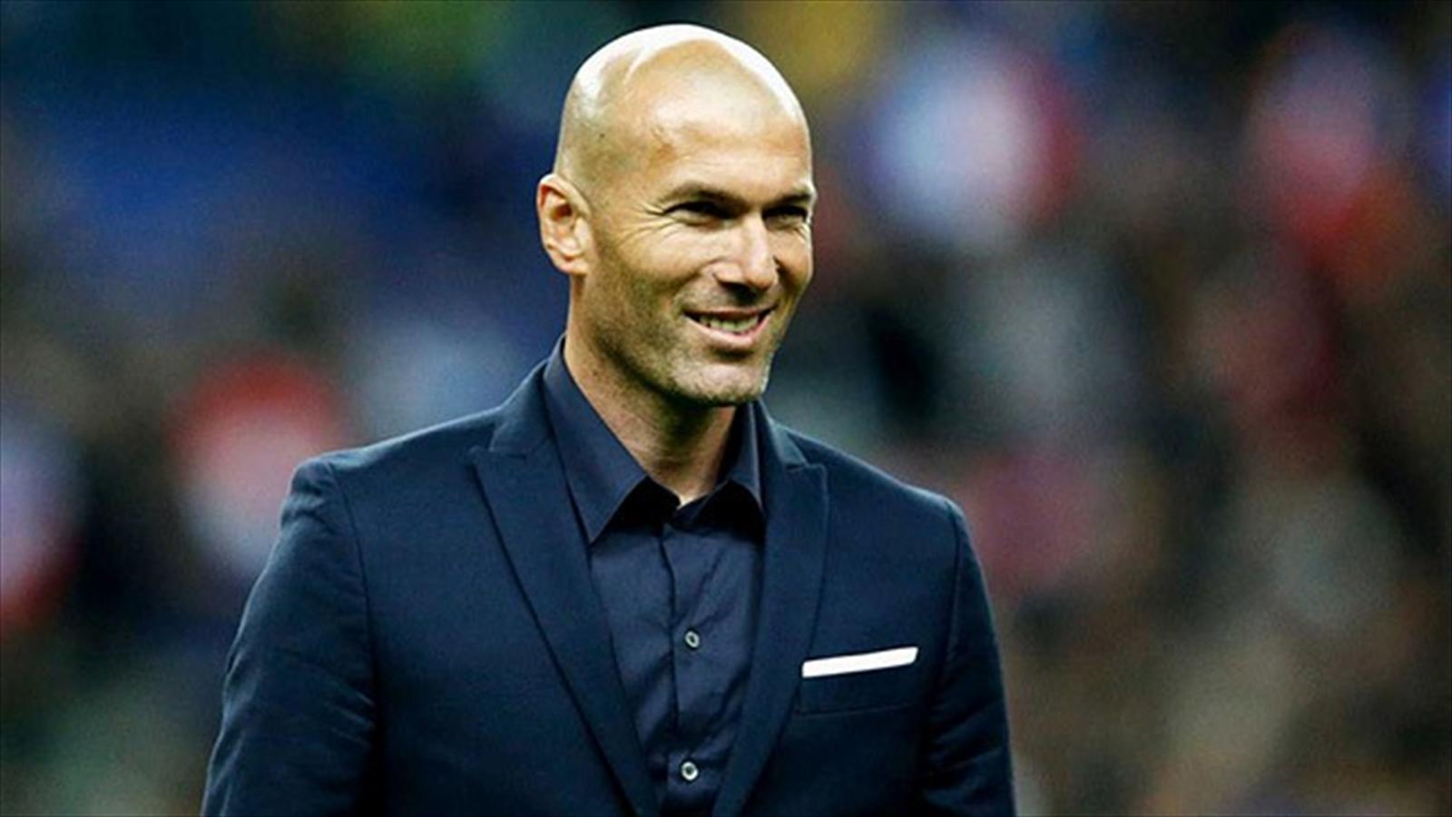 زيدان يفتح الباب أمام عودة رونالدو لـ ريال مدريد 1 زيدان