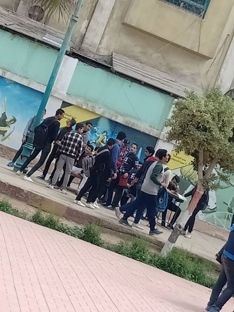 شكوى أولياء أمور طلاب بالشرقية بسبب تأخر امتحان اللغة العربية والتعليم ترد 2 شكوى أولياء أمور طلاب بالشرقية