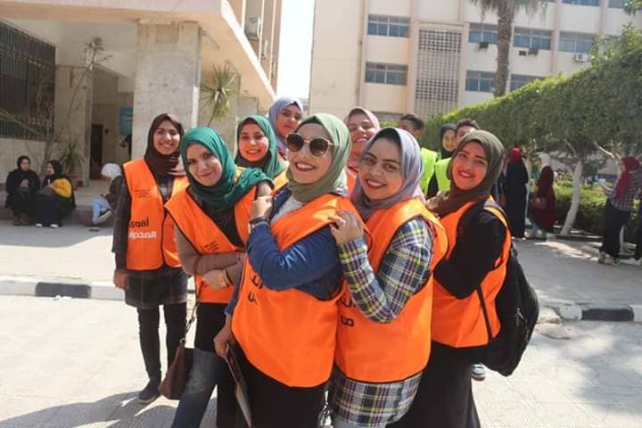 مبادرة«أنت أقوى من المخدرات» بكلية التربية وآداب الزقازيق 2 طلاب كلية التربية