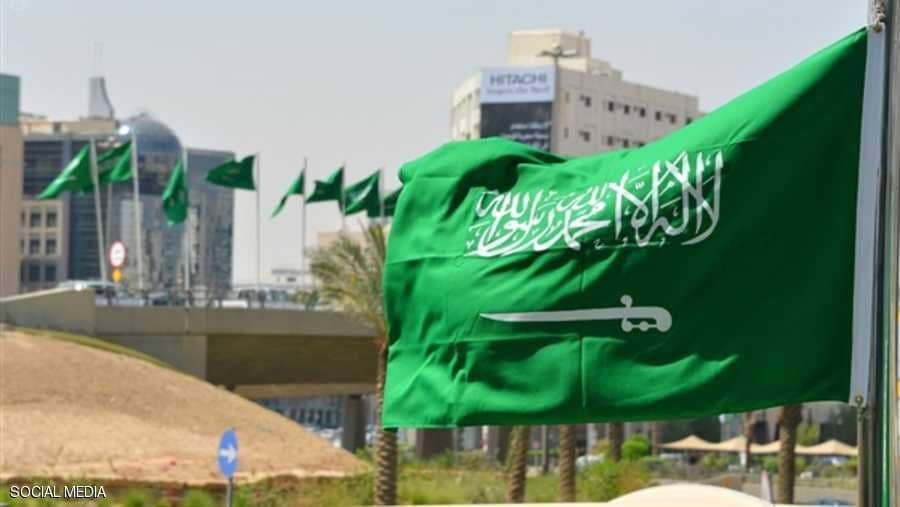 حقيقة افتتاح ملهى ليلي في السعودية 1 تمكنت أجهزة الأمن السعودية من إحباط عملية إرهابية داخل مقر أمن الدولة بمحافظة الزلفي والتي تبعد 260 كيلو متر من العاصمة الرياض .