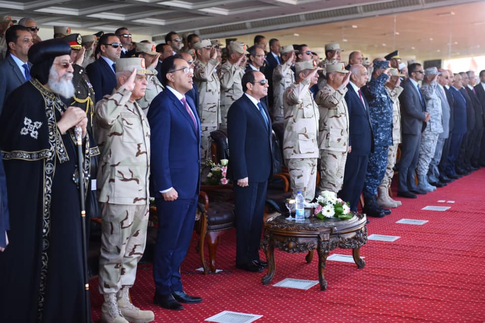 السيسي يشهد احتفال عيد العمال بالإسكندرية 1 السيسي يشهد احتفال عيد العمال بالإسكندرية