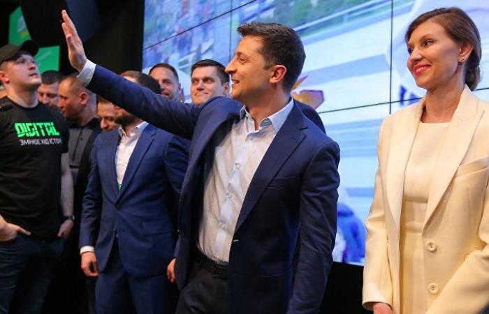 الممثل الكوميدي زيلينسكي رئيسا لأوكرانيا 1 الممثل الكوميدي زيلينسكي رئيسا لأوكرانيا