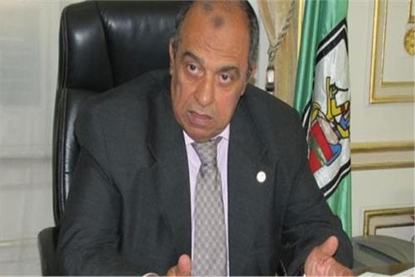 اليوم وزير الزراعة في الشرقية لتفقد حقول القمح 1 اليوم وزير الزراعة في الشرقية لتفقد حقول القمح