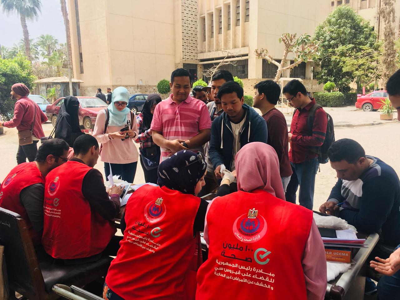 جامعة الزقازيق تشهد حملة 100 مليون صحة للأجانب 5 الزقازيق تشهد حملة 100 مليون صحة للأجانب2