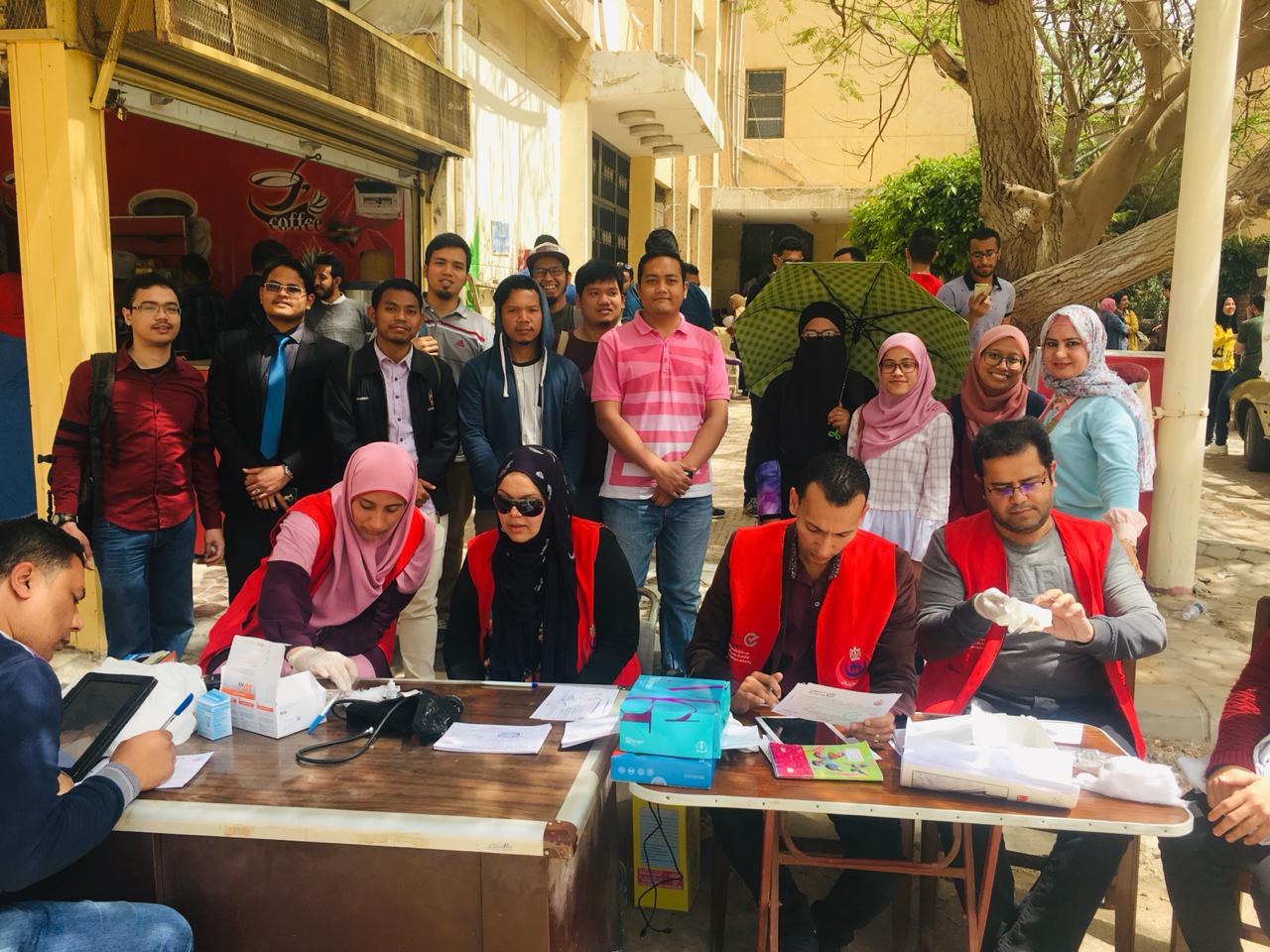 جامعة الزقازيق تشهد حملة 100 مليون صحة للأجانب 3 الزقازيق تشهد حملة 100 مليون صحة للأجانب4