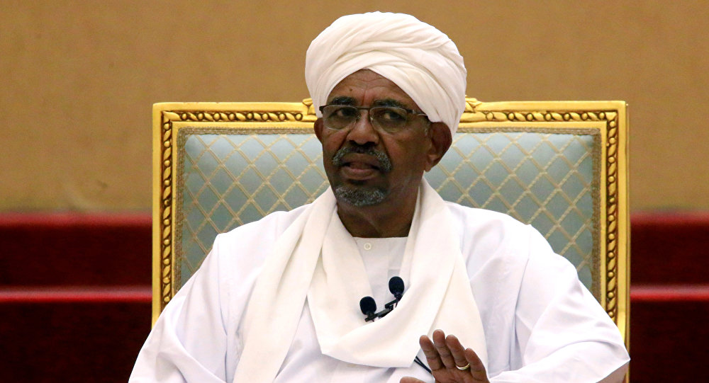 مبالغ مالية ضخمة في مقر إقامة عمر البشير 1 مبالغ مالية ضخمة في مقر إقامة عمر البشير