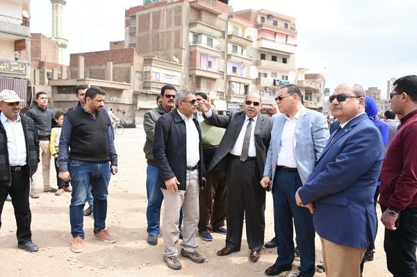 محافظ الشرقية يتفقد تطوير قناطر التسعة والإشارة بالزقازيق 4 محافظ الشرقية يتفقد تطوير قناطر التسعة والإشارة بالزقازيق