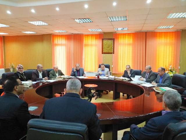محافظ الشرقية يختبر المتقدمين لوظيفة مدير الشئون المالية بالزراعة 2 محافظ الشرقية يختبر المتقدمين لوظيفة مدير الشئون المالية بالزراعة