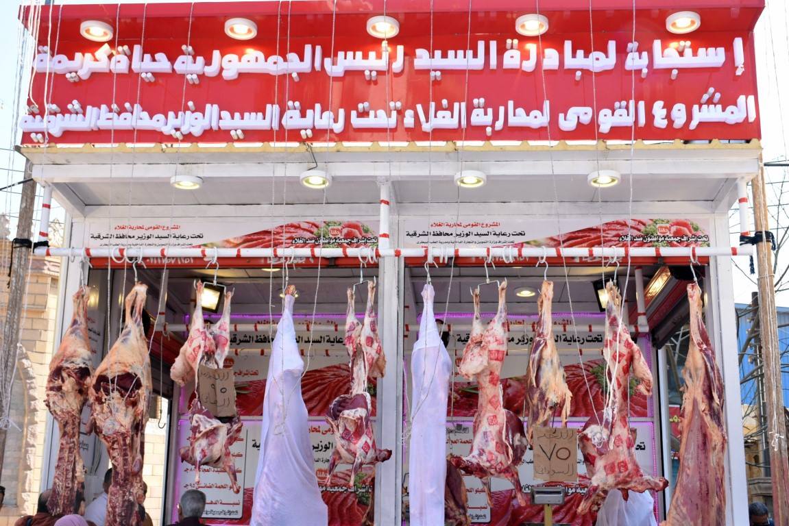 محافظ الشرقية يفتتح معرض بيع اللحوم بأسعار مخفضة بالزقازيق 1 محافظ الشرقية في معرض اللحوم المخفضة