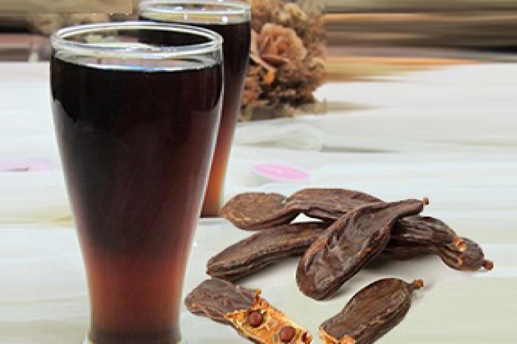 فوائد الخروب مذهلة ولكنه محظور على هؤلاء تناوله 1 Carob juice