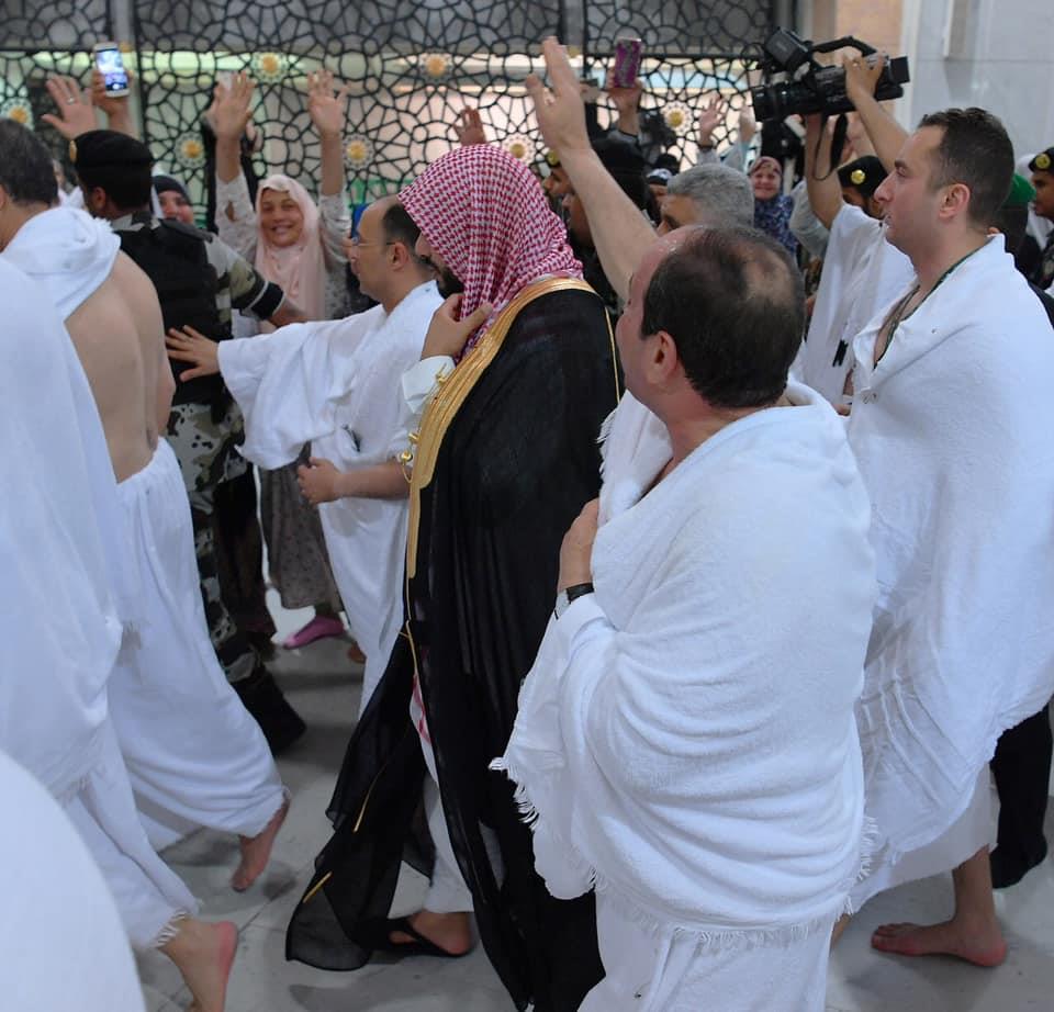 السيسي يؤدي مناسك العمرة 4 السيسي يؤدي مناسك العمرة