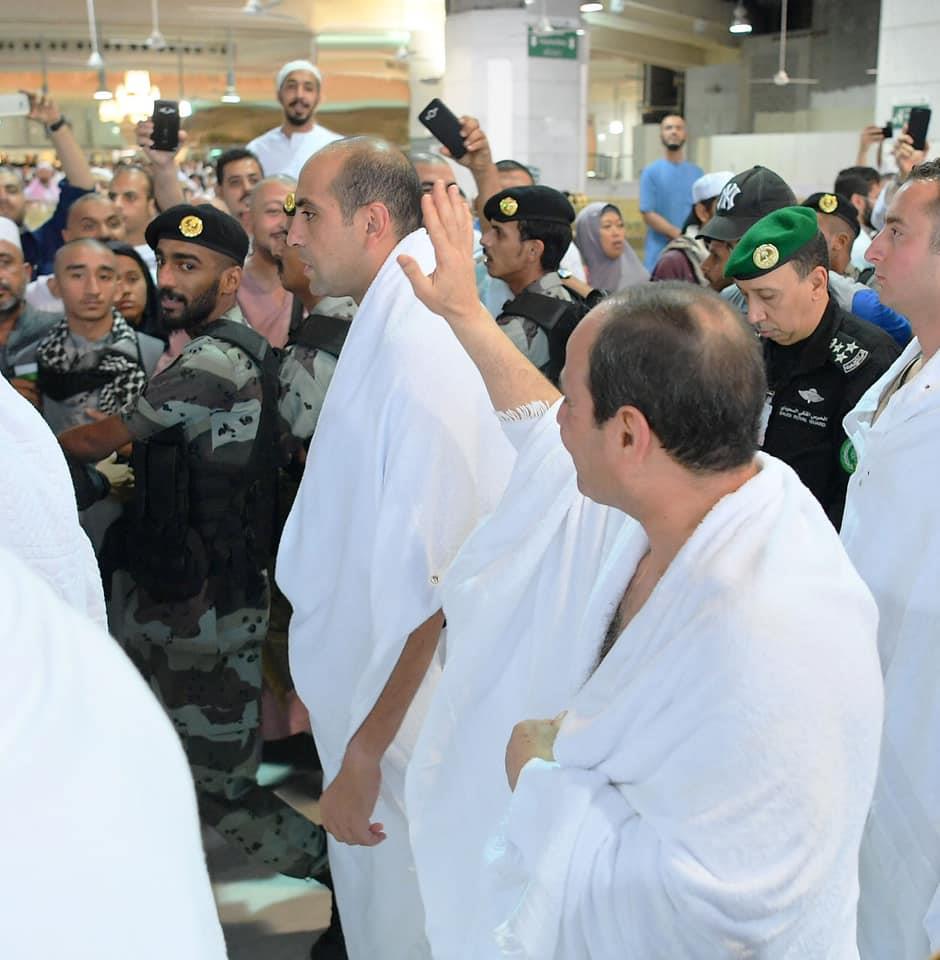 السيسي يؤدي مناسك العمرة 2 السيسي يؤدي مناسك العمرة