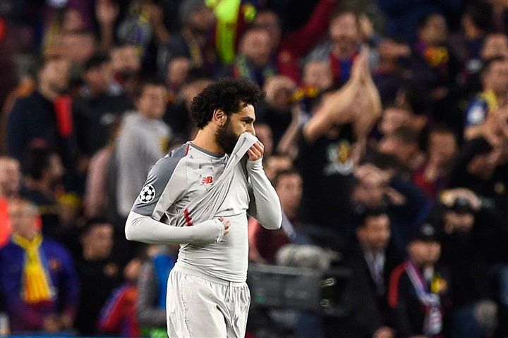 ردود فعل مؤثرة لمحمد صلاح لميسي بعد ثلاثية برشلونة 1 محمد صلاح