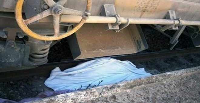 مصرع سيدة أسفل عجلات القطار بالزقازيق 1 مصرع طفل بالشرقية تحت عجلات القطار