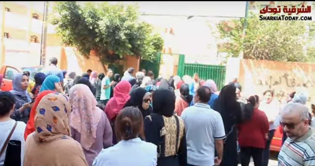 اعتماد نتيجة العينة العشوائية لامتحان الإنجليزي للثانوية العامة بنسبة نجاح 90.9% 1 طلاب الثانوية العامة بالشرقية على امتحان العربي والدين